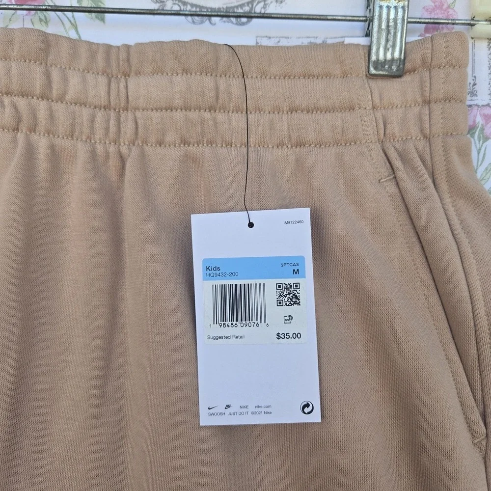 NWT Nike Kids Sportswear Club Fleece Pull-On Skirt Tan Sanddrift‎ Medium